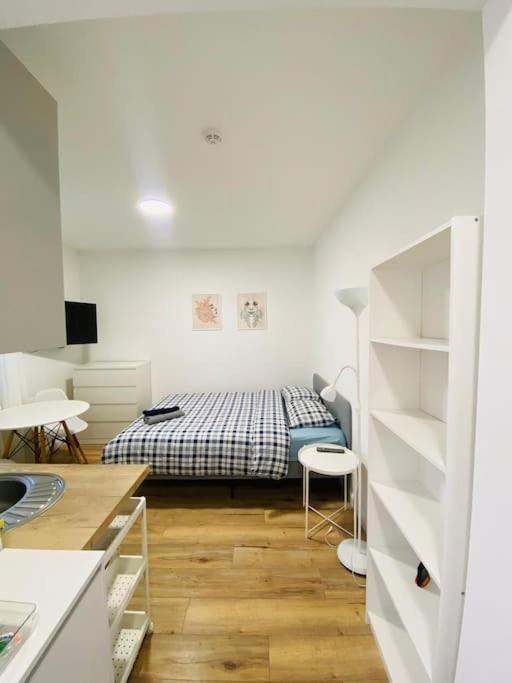Апартаменты Bezagenta Mozart8 Studio Easy Access To City Wifi Варшава Экстерьер фото