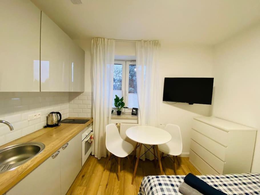 Апартаменты Bezagenta Mozart8 Studio Easy Access To City Wifi Варшава Экстерьер фото
